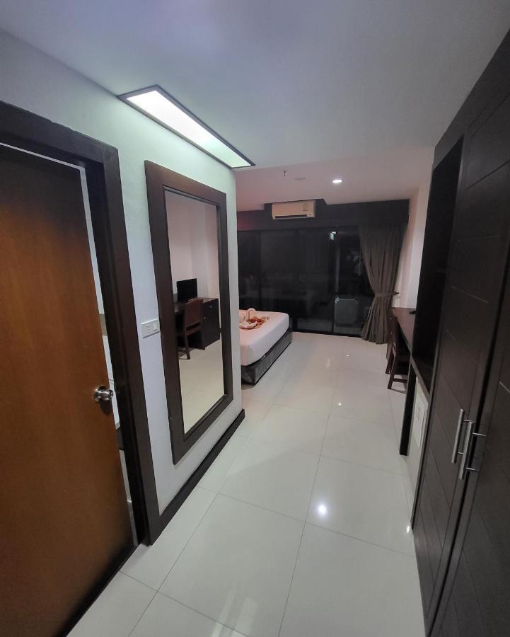 Chana Hotel Phuket Exterior foto