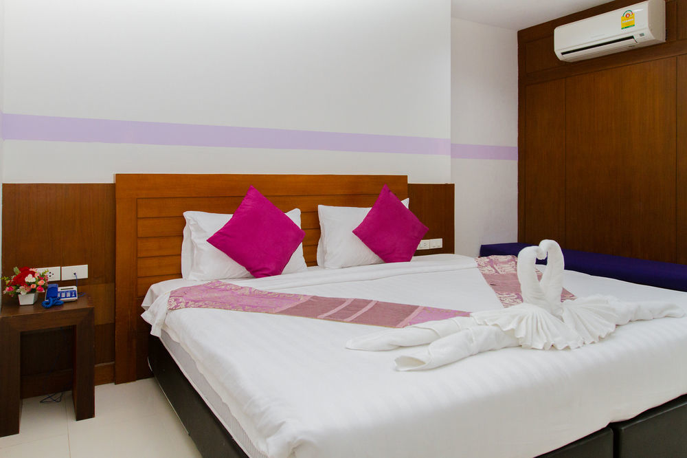 Chana Hotel Phuket Exterior foto
